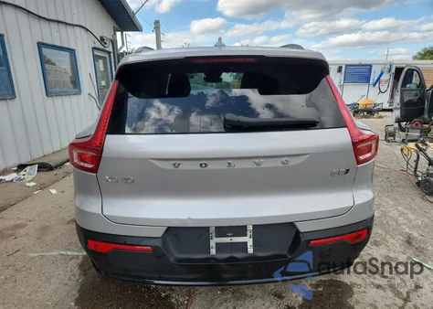 2024 Volvo Xc40 Ultimate z USA, uszkodzony, nr VIN YV4L12UM5R2301610